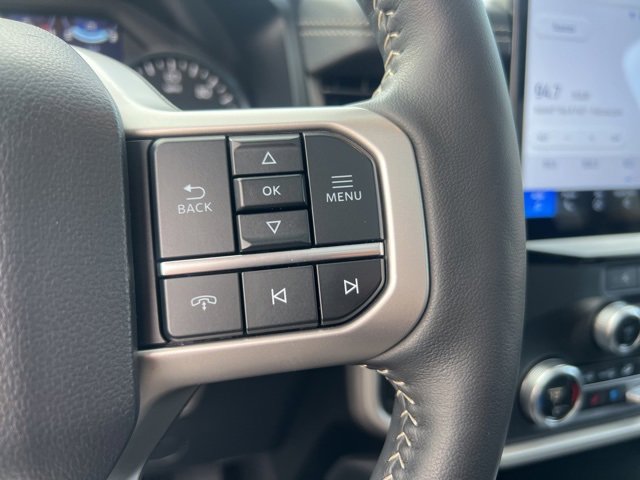 Certified 2024 Ford Expedition XLT image 11