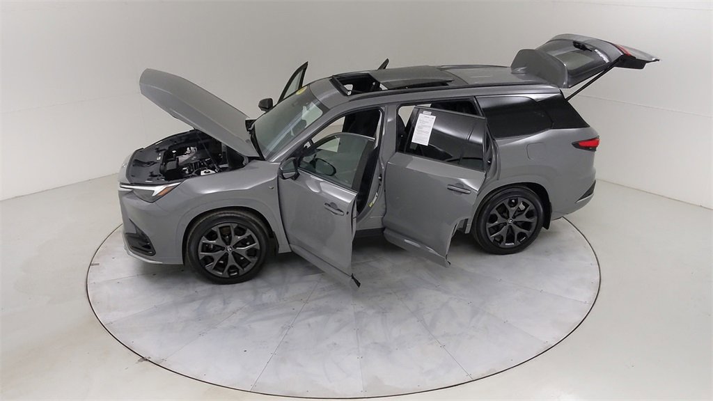 Used 2024 Lexus TX 500h AWD w/ Technology Package image 56