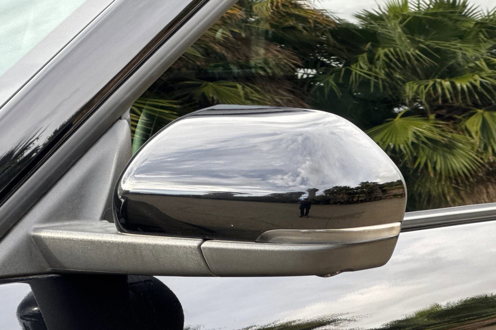 Certified 2022 Ford Explorer ST w/ Equipment Group 401A image 57