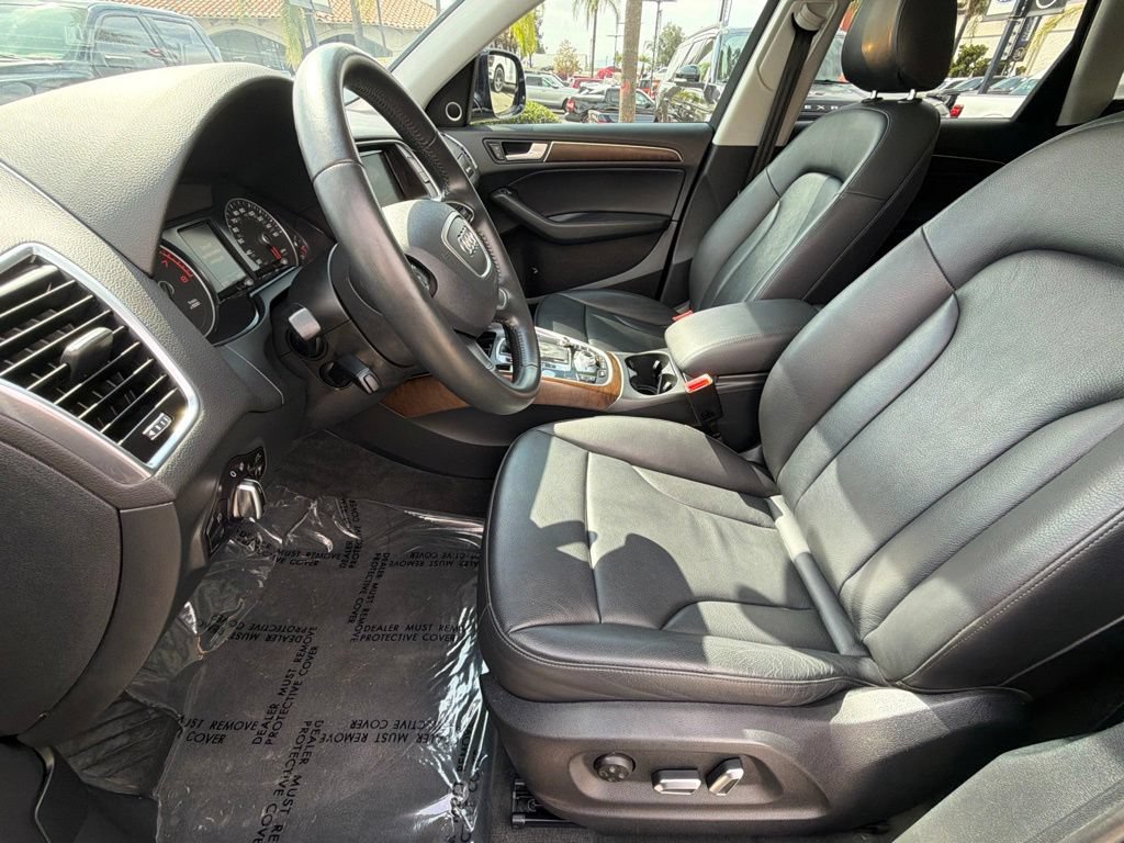Used 2017 Audi Q5 2.0T Premium Plus w/ Technology Package AWD/4WD image 18