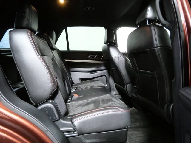 Certified 2018 Ford Explorer XLT w/ Equipment Group 202A AWD/4WD image 13