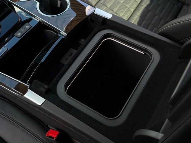 Used 2026 Cadillac Escalade Platinum Sport w/ LPO, Floor Liner Package image 52