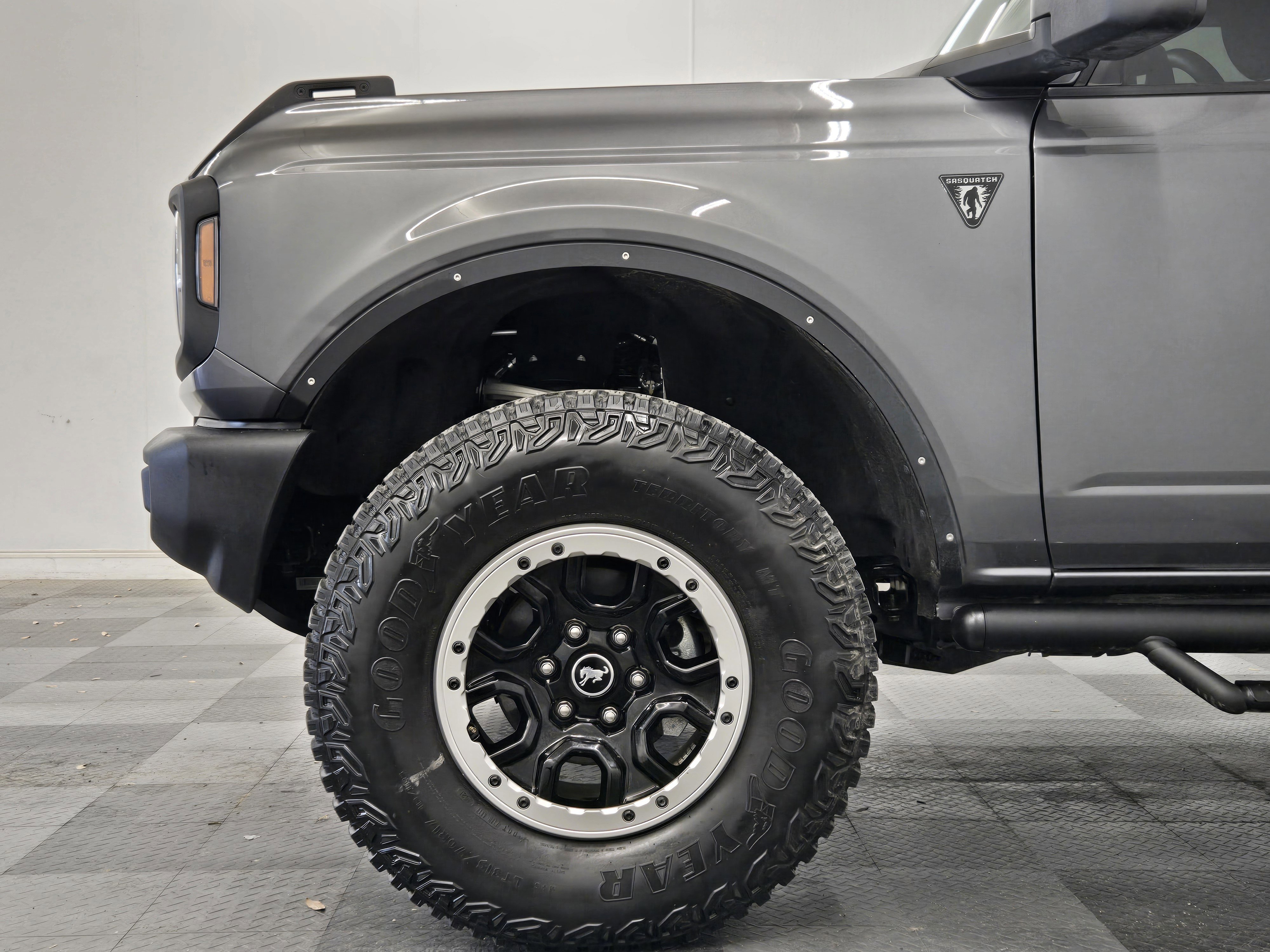 Certified 2021 Ford Bronco 2-Door w/ Sasquatch Package AWD/4WD image 9