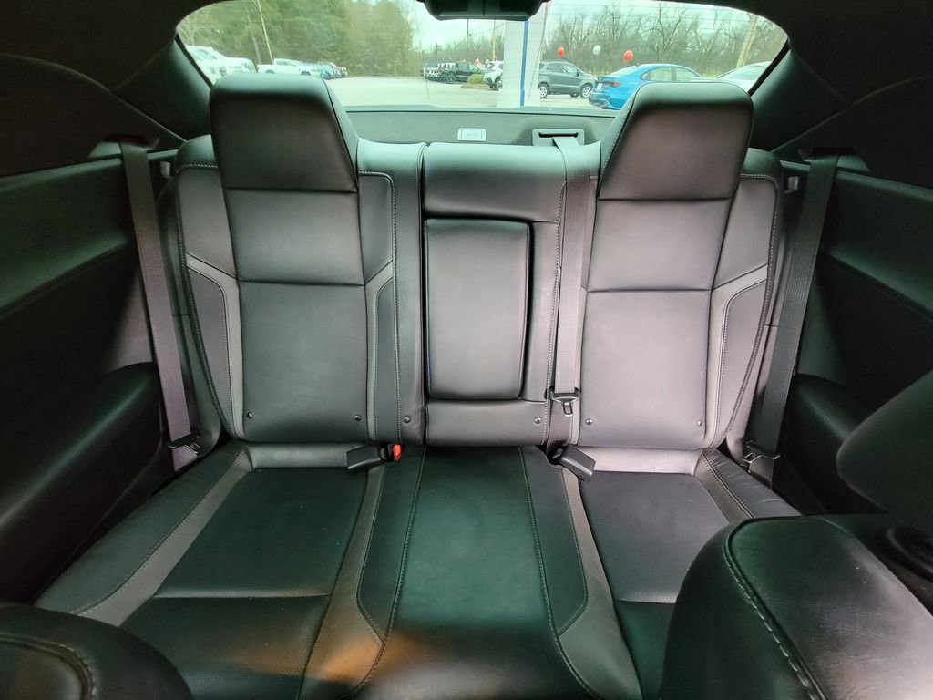 Used 2022 Dodge Challenger SXT w/ Plus Package image 12