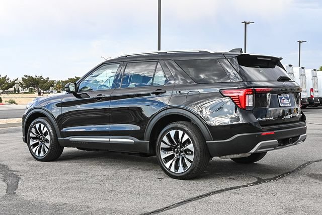Certified 2025 Ford Explorer Platinum w/ LUX Leather Package AWD/4WD image 6