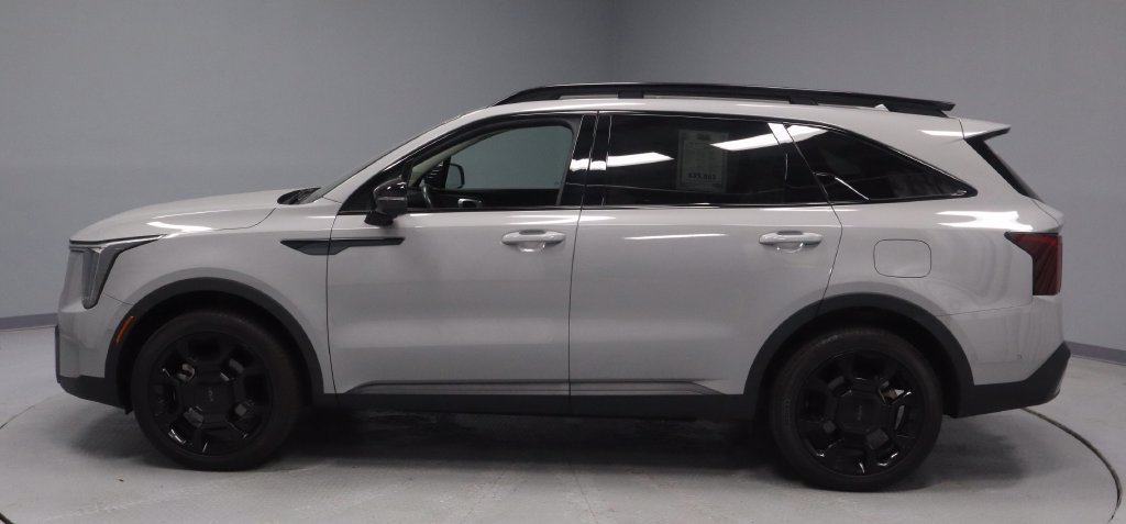 Used 2025 Kia Sorento SX AWD/4WD image 6
