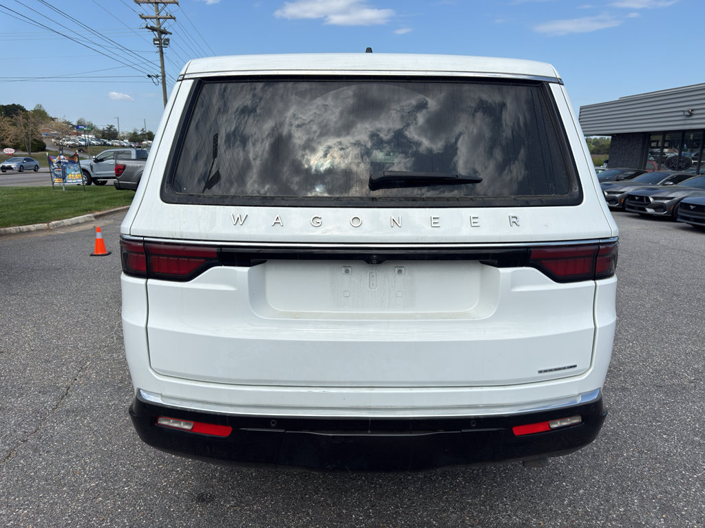 Used 2024 Jeep Wagoneer L Series II w/ Flexible Seating Group image 6