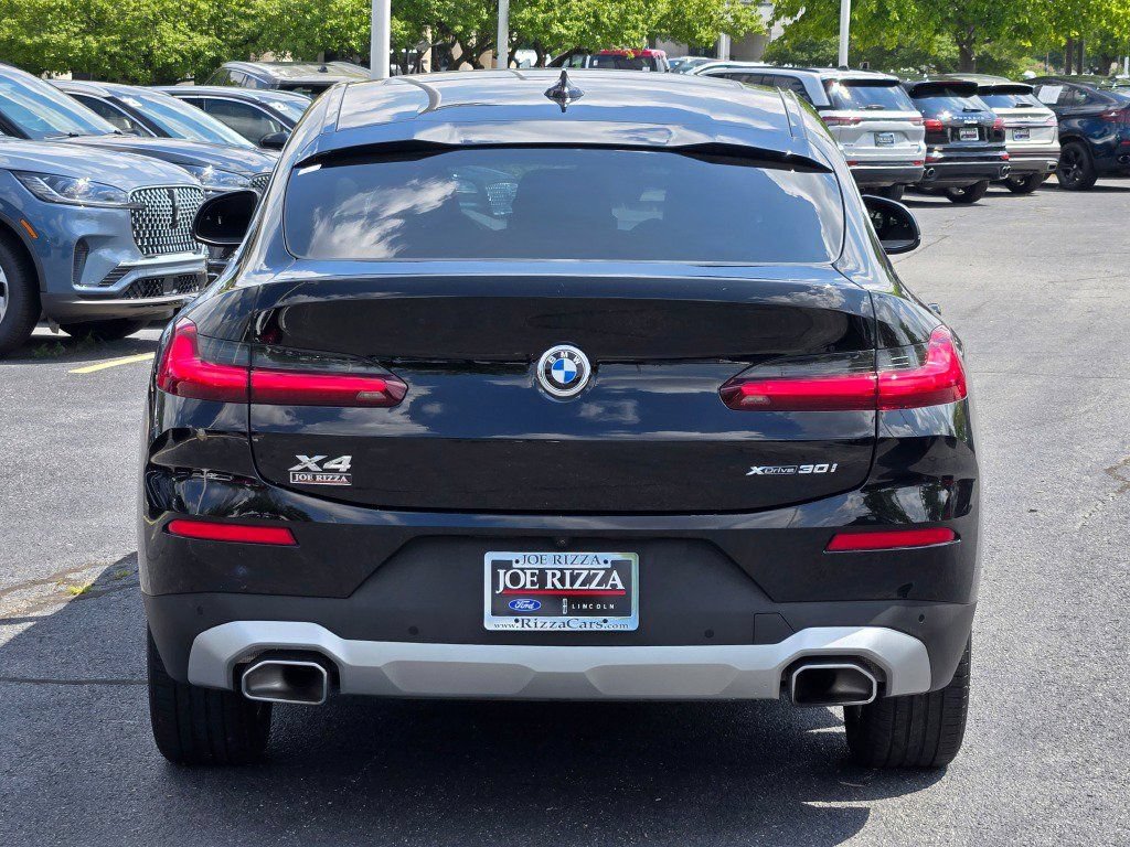 Used 2022 BMW X4 xDrive30i AWD/4WD image 11