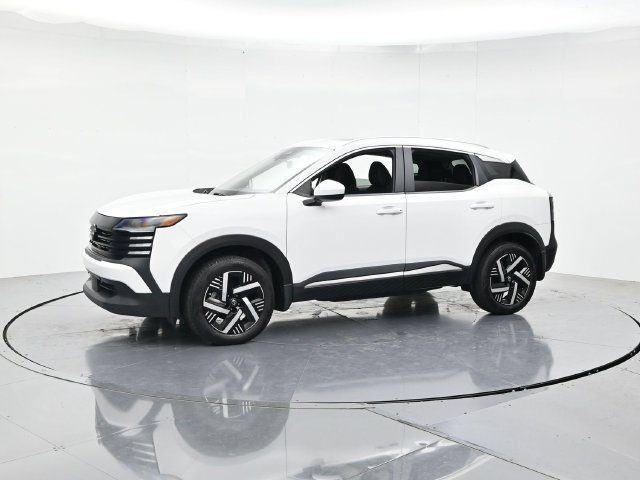 Used 2025 Nissan Kicks SV w/ SV Premium Package FWD image 6