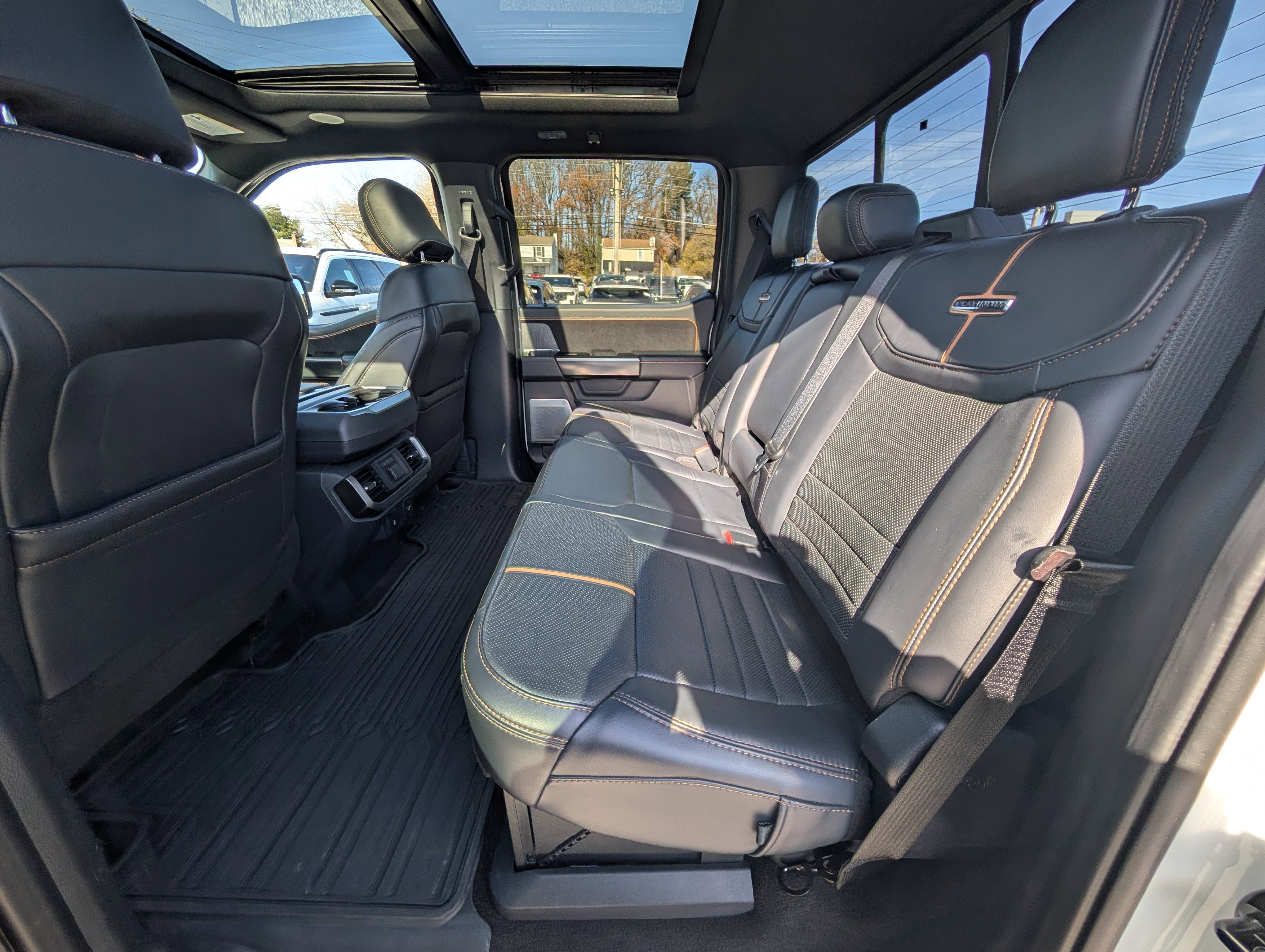 Certified 2022 Ford F150 Platinum w/ Equipment Group 701A High image 16