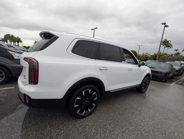 Used 2023 Kia Telluride SX Prestige image 4