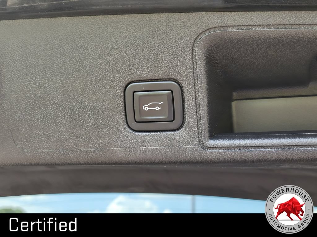Used 2022 GMC Terrain SLE w/ Driver Convenience Package FWD image 14
