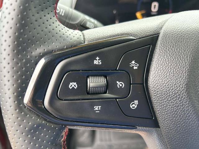 Used 2025 Chevrolet Trax RS w/ Driver Confidence Package FWD image 28