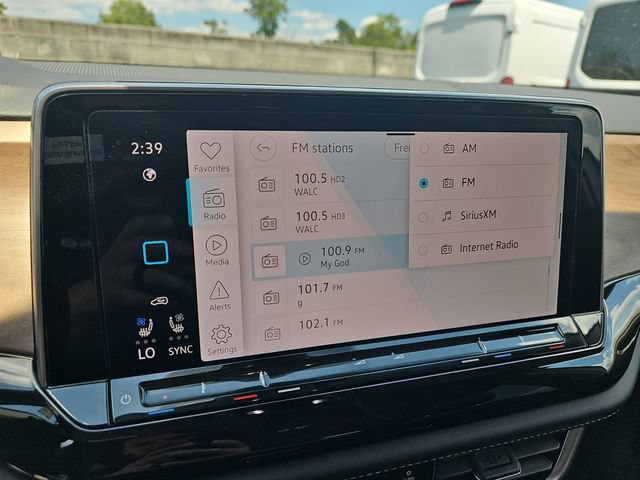 Used 2024 Volkswagen Atlas SE FWD image 24
