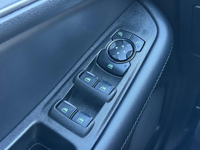 Certified 2024 Ford Edge SEL w/ Convenience Package image 20