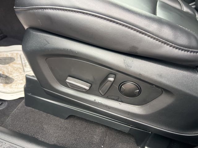 Certified 2024 Ford Explorer XLT w/ Equipment Group 202A image 20