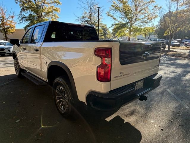 Used 2025 Chevrolet Silverado 1500 ZR2 w/ Technology Package image 3