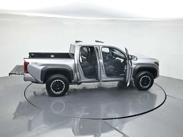 Used 2024 Toyota Tacoma TRD Off-Road AWD/4WD image 49