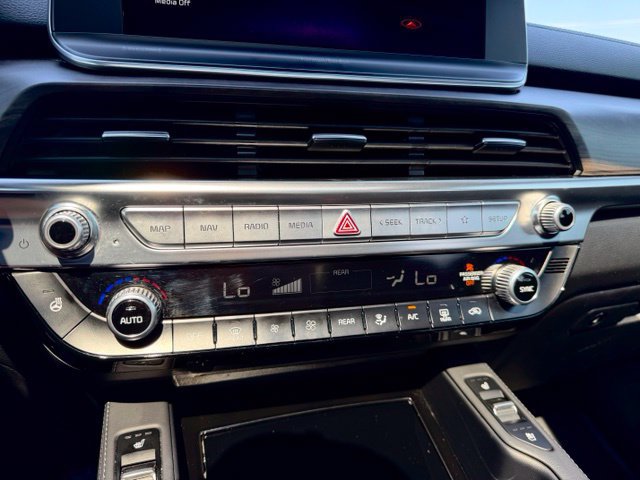 Used 2022 Kia Telluride SX w/ SX Prestige Package AWD/4WD image 9