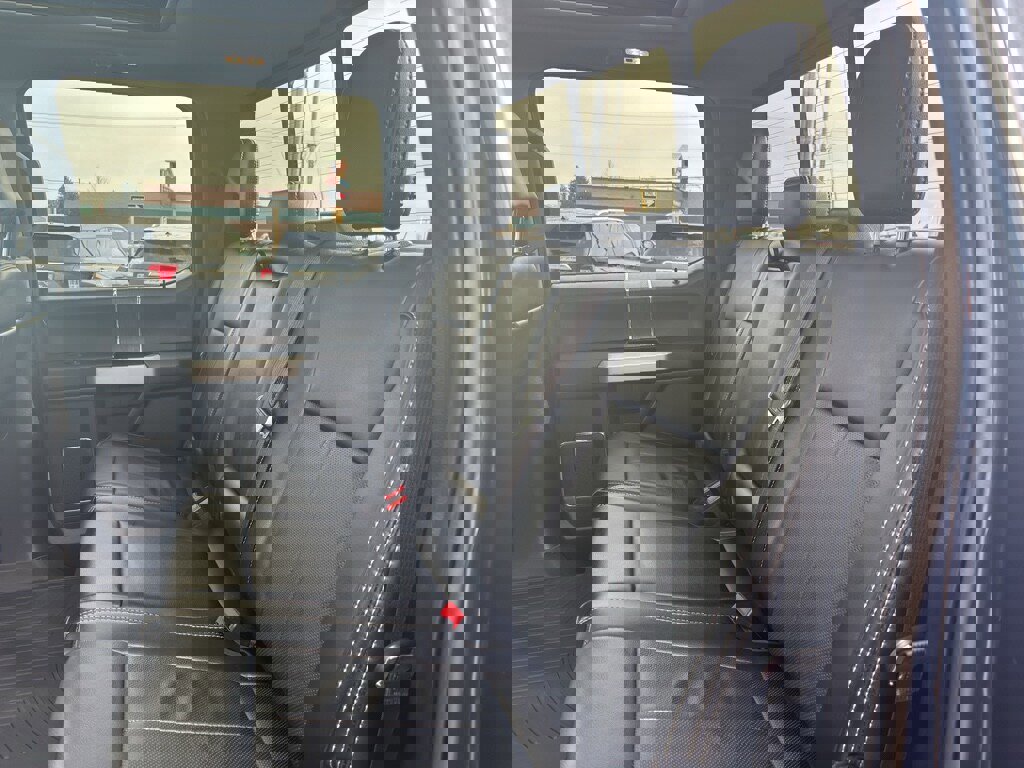 Certified 2020 Ford F350 Lariat w/ Lariat Ultimate Package image 26