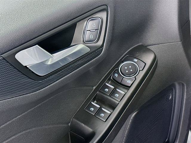 Certified 2025 Ford Escape ST-Line AWD/4WD image 17