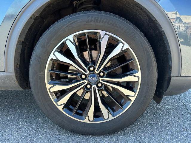 Certified 2022 Ford Escape SE w/ SE Sport Appearance Package AWD/4WD image 27