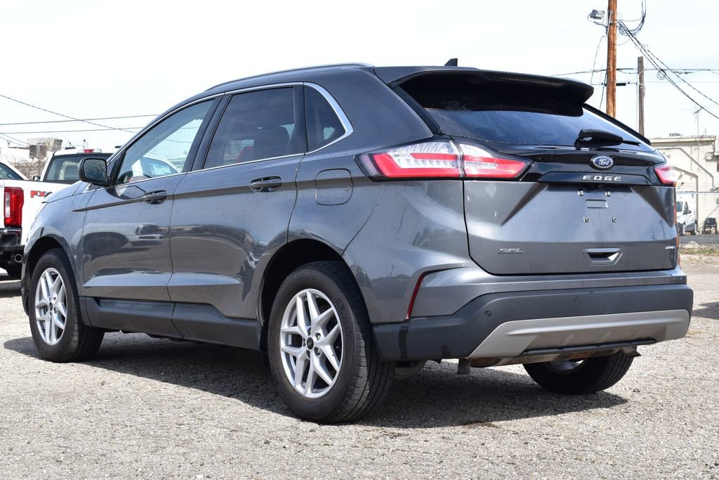 Certified 2023 Ford Edge SEL w/ Convenience Package image 2