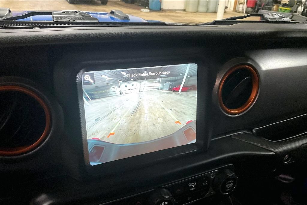 Used 2022 Jeep Gladiator Mojave w/ Cold Weather Group AWD/4WD image 20