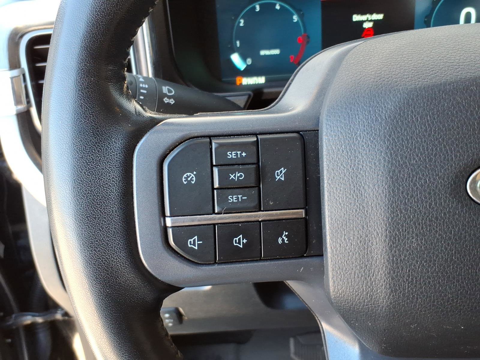 Certified 2023 Ford F250 Lariat w/ Sport Appearance Package image 20