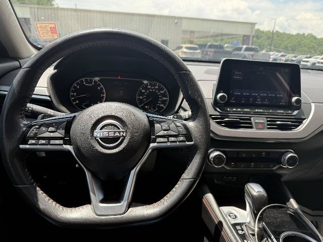 Used 2024 Nissan Altima 2.5 SR FWD image 28