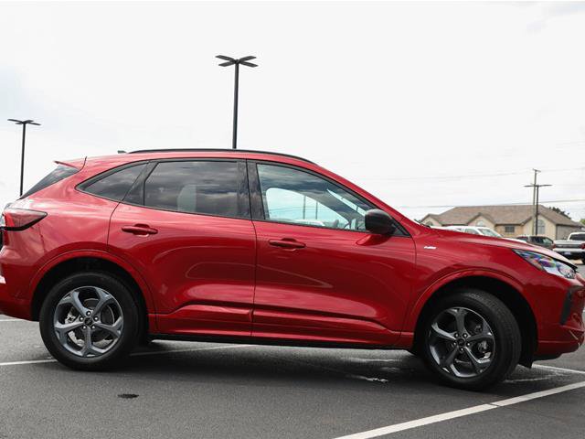 Certified 2024 Ford Escape ST-Line w/ Tech Pack #1 AWD/4WD image 10