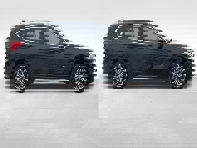 Used 2017 BMW X1 xDrive28i image 6