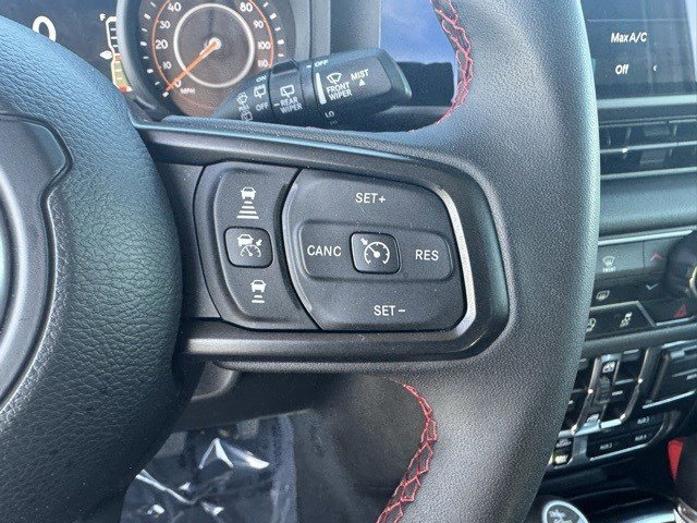 Used 2024 Jeep Wrangler Rubicon image 18
