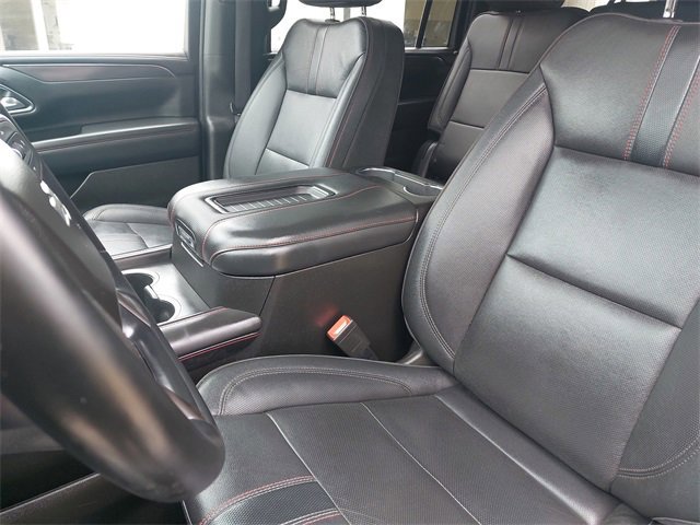 Used 2023 Chevrolet Suburban RST w/ Max Trailering Package image 16