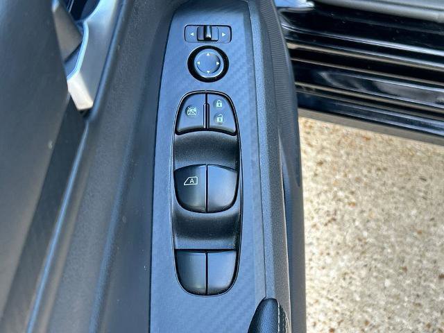 Used 2024 Nissan Altima 2.5 SV FWD image 16