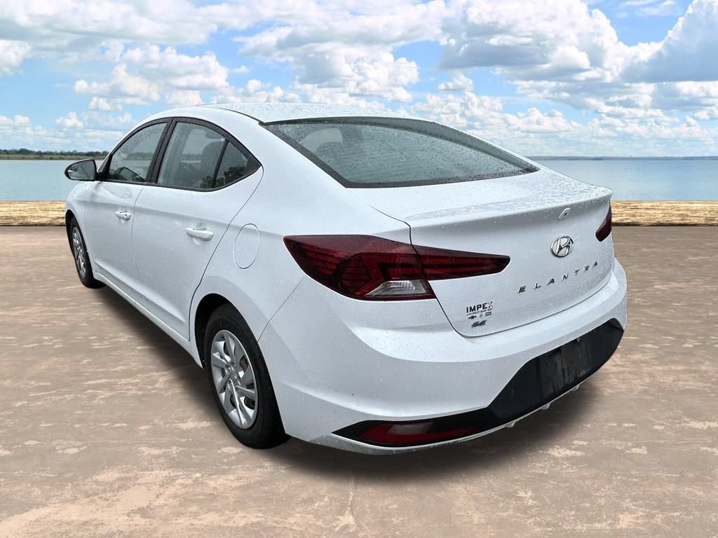Used 2019 Hyundai Elantra SE FWD image 7
