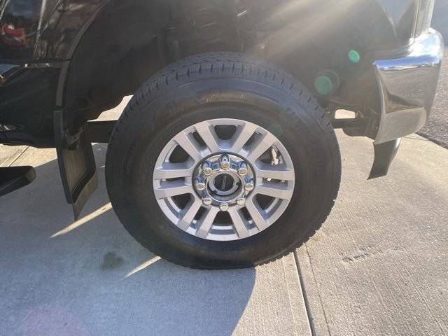 Certified 2017 Ford F250 XLT w/ XLT Value Package image 11