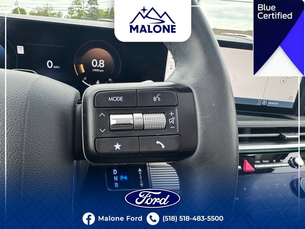 Used 2024 Hyundai Santa Fe Limited AWD/4WD image 24