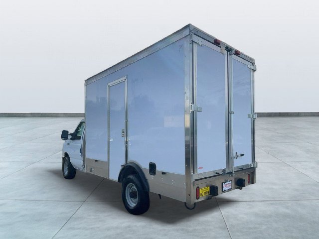 Certified 2024 Ford E-350 and Econoline 350 Super Duty w/ Power Windows & Locks Group RWD image 5