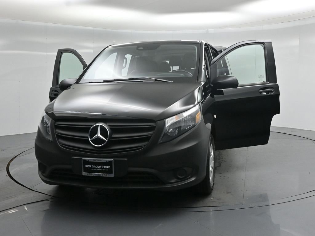 Used 2023 Mercedes-Benz Metris Passenger image 49