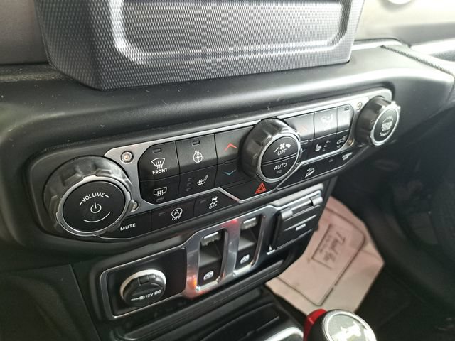 Used 2020 Jeep Wrangler Sport AWD/4WD image 12