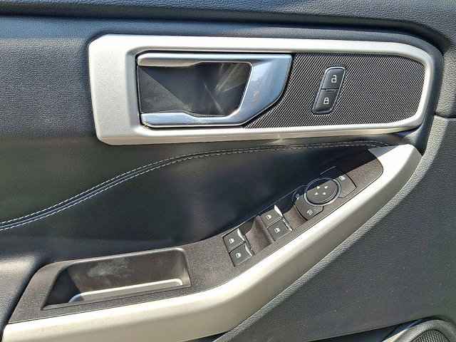 Certified 2022 Ford Explorer XLT w/ Equipment Group 202A image 10