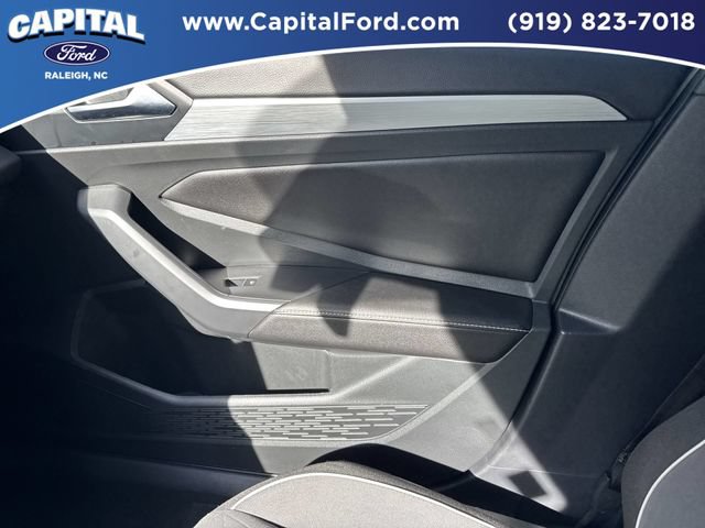 Used 2025 Volkswagen Jetta Sport FWD image 28
