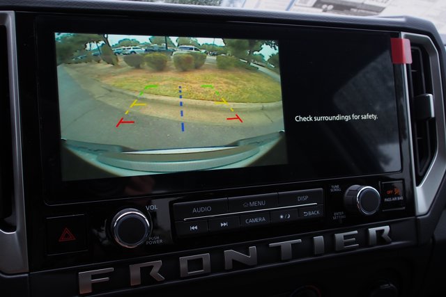 Used 2026 Nissan Frontier SV RWD image 26