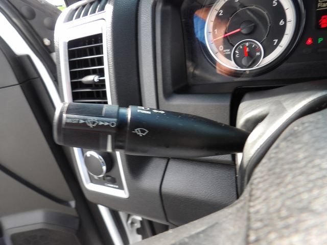 Used 2019 RAM 1500 Classic SLT AWD/4WD image 27