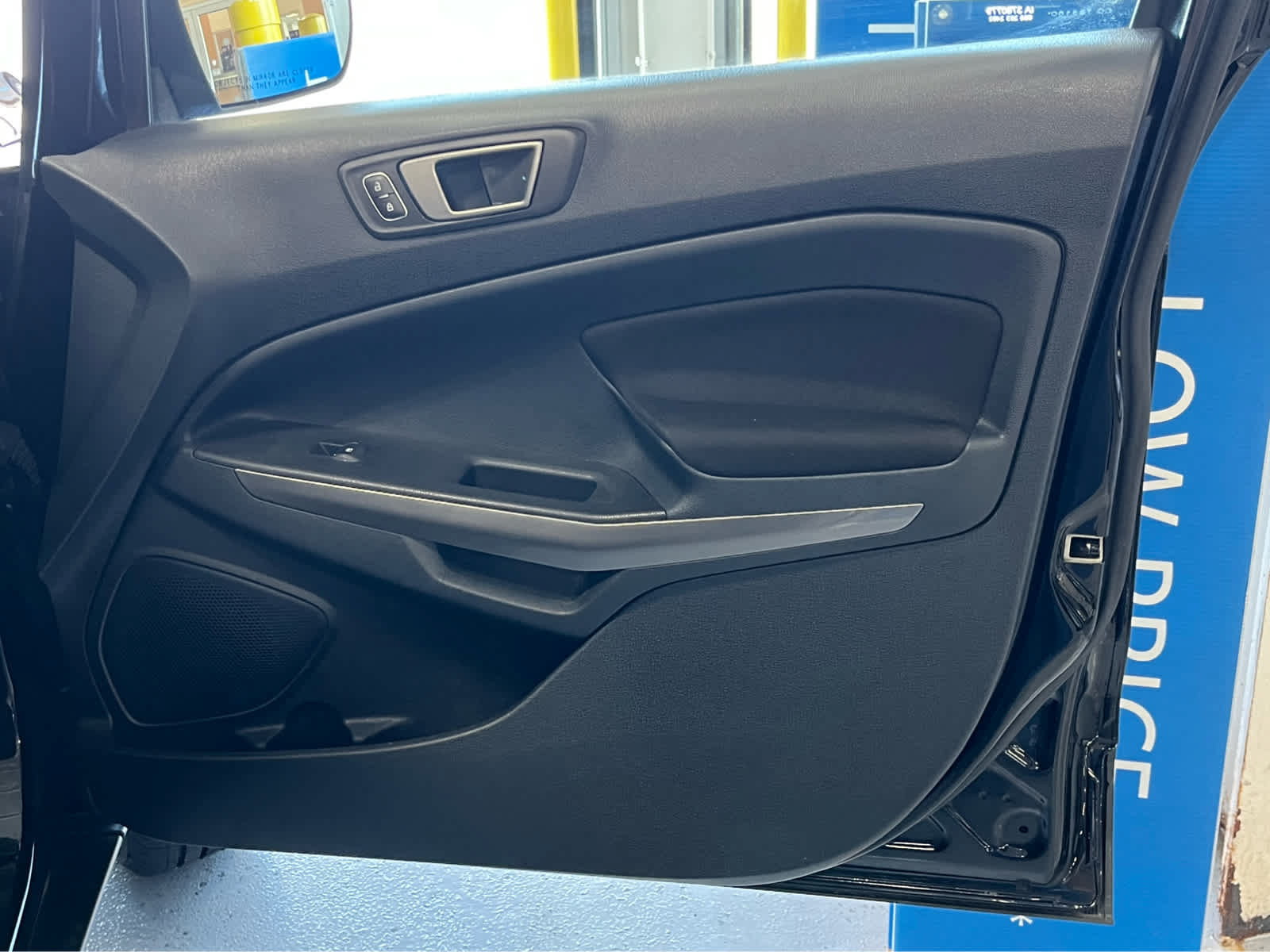 Certified 2020 Ford EcoSport SE w/ SE Convenience Package AWD/4WD image 41