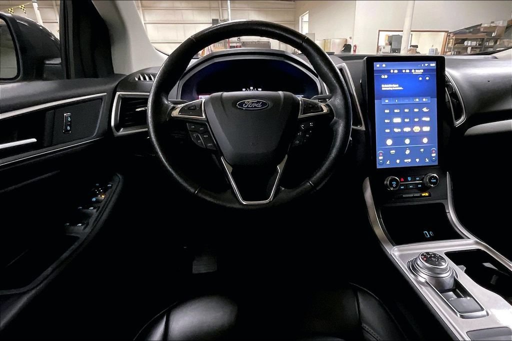 Certified 2024 Ford Edge SEL AWD/4WD image 5