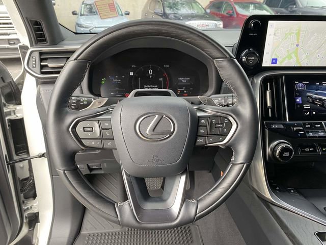 Used 2025 Lexus LX 700h Luxury w/ Appearance Package image 28