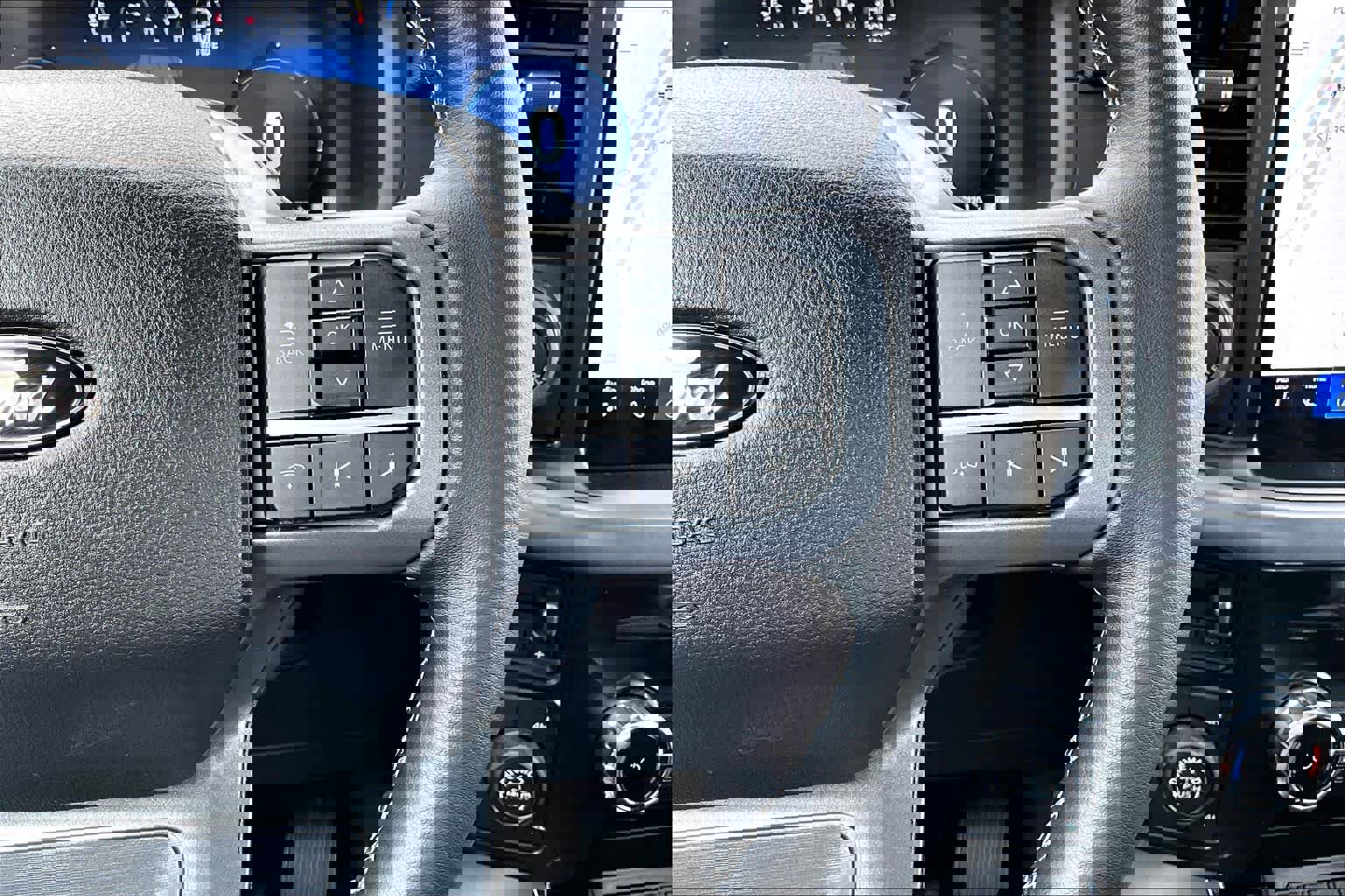 Certified 2025 Ford F150 XLT w/ Equipment Group 303A High image 27