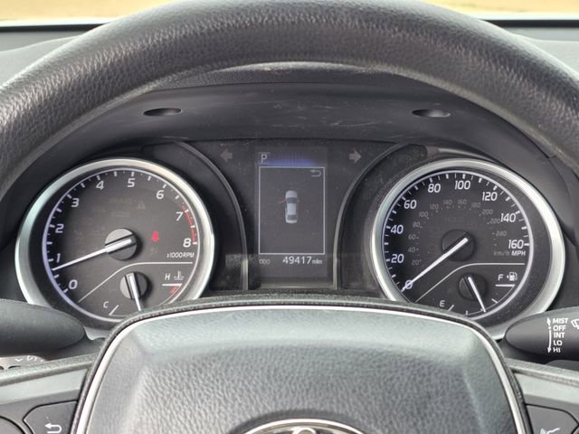 Used 2022 Toyota Camry LE image 10